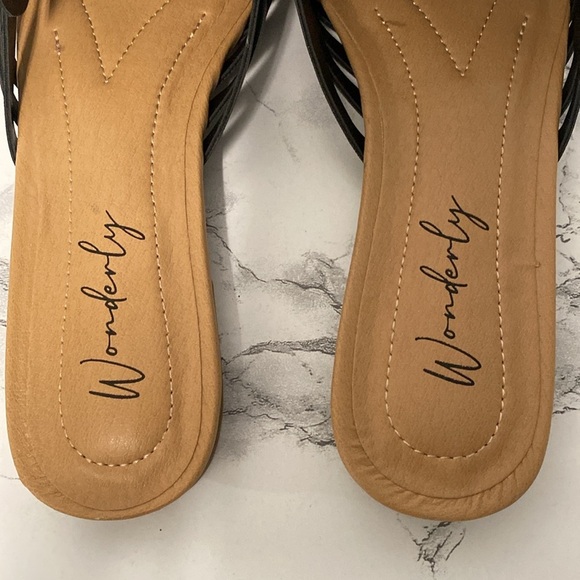 Wonderly Women Mules Closed Toe Size 6M - Picture 6 of 10